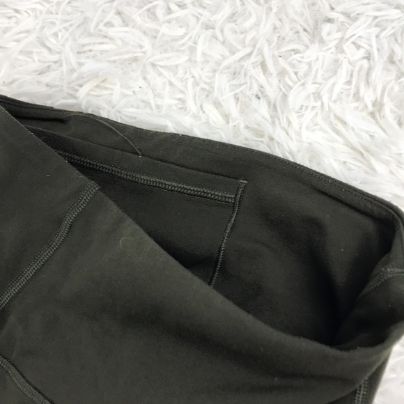 Lululemon Reveal Tight *En Avante 26" Dark Olive - Picture 11 of 13